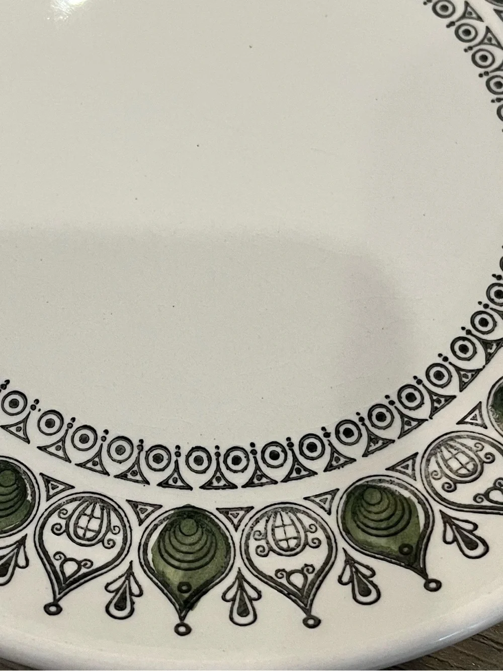 Vintage Biltons BIL48 ironstone 6.5” plates from Staffordshire set of 6